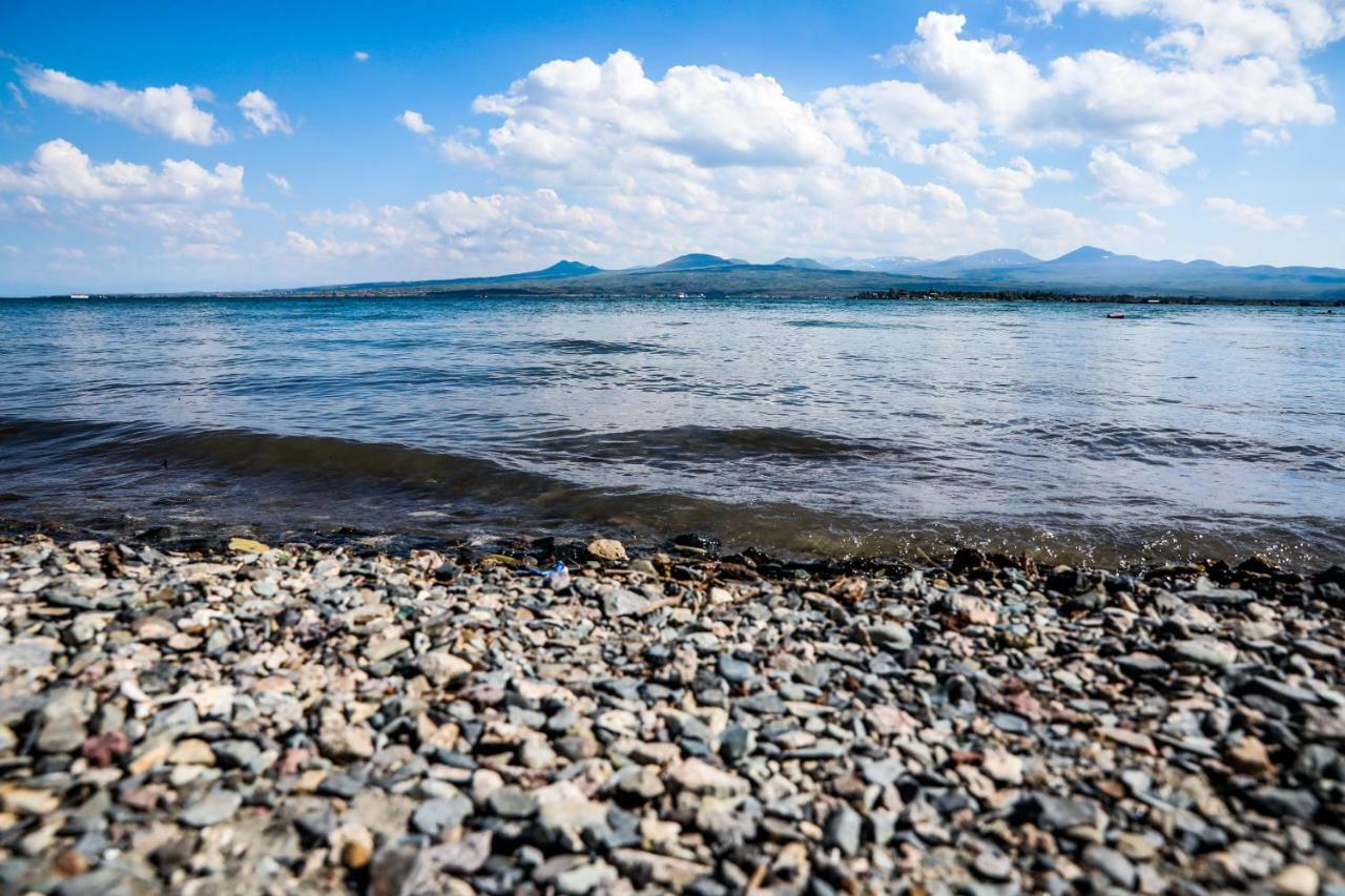 Garden Inn Resort Sevan Exteriör bild